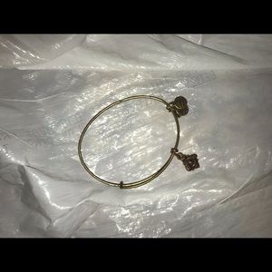 Bumble bee Alex and Ani bangle